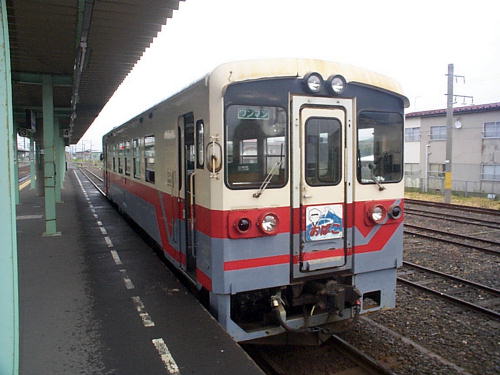 ΂